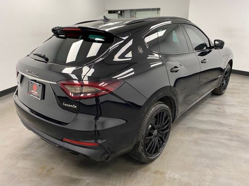 Used 2020 Maserati Levante GranSport image 6