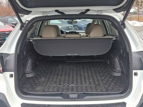 Used 2023 Subaru Outback Limited image 30