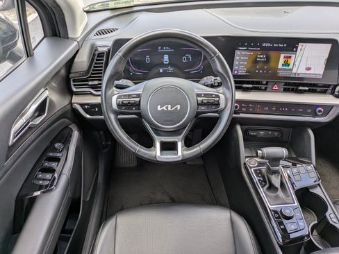Certified 2023 Kia Sportage EX FWD image 13