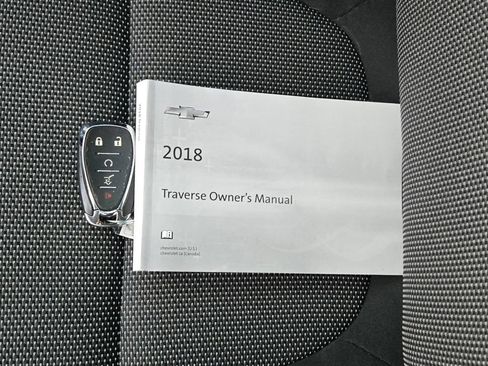 Used 2018 Chevrolet Traverse LT AWD/4WD image 11