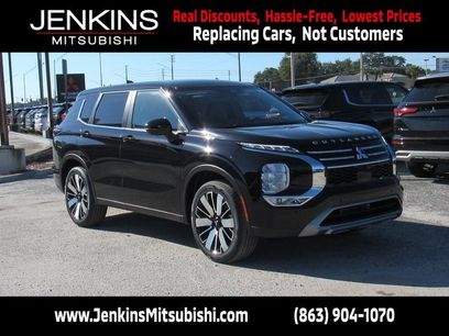 New 2025 Mitsubishi Outlander SE