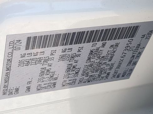 Certified 2025 Nissan Rogue SV FWD image 24