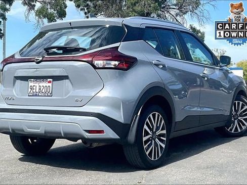 Used 2023 Nissan Kicks SV FWD image 13