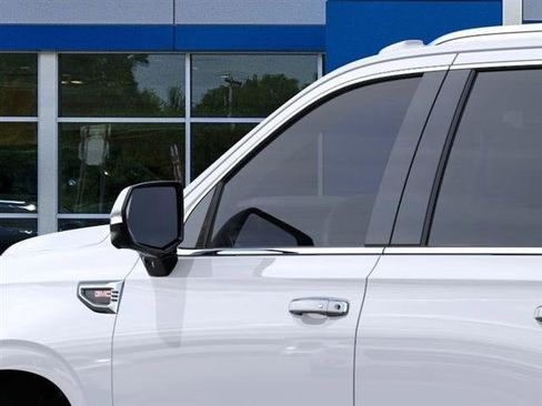 New 2026 GMC Yukon Denali w/ Denali Reserve Package image 12