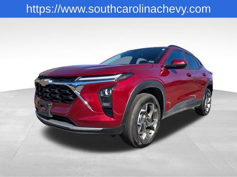 Certified 2025 Chevrolet Trax LT w/ LT Convenience Package image 34