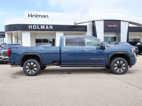 New 2026 GMC Sierra 2500 Denali w/ Denali Reserve Package AWD/4WD image 2