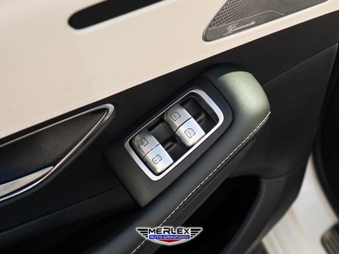 Used 2015 Mercedes-Benz S 550 Sedan image 47