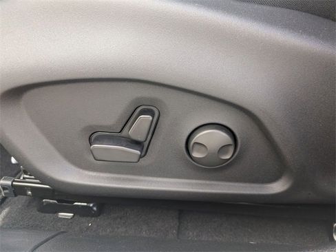 New 2026 Jeep Compass Limited image 13