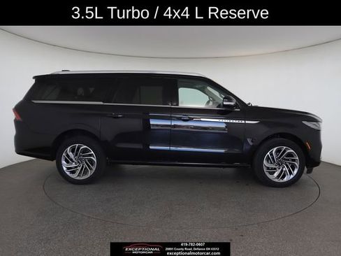 Used 2025 Lincoln Navigator L Reserve AWD/4WD image 23