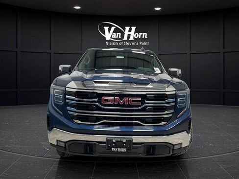 Used 2023 GMC Sierra 1500 SLT AWD/4WD image 8