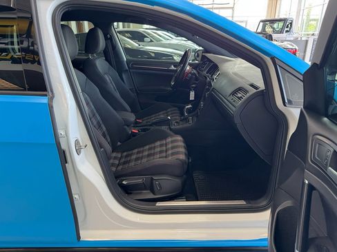 Used 2018 Volkswagen GTI S FWD image 20