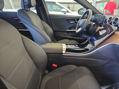 Used 2024 Mercedes-Benz C 300 Sedan image 10