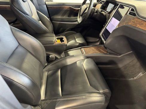 Used 2017 Tesla Model X 100D image 5