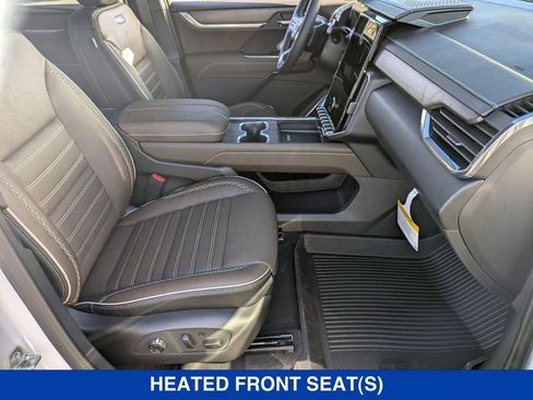 New 2026 GMC Acadia Denali Ultimate w/ LPO, Floor Liner Package image 41