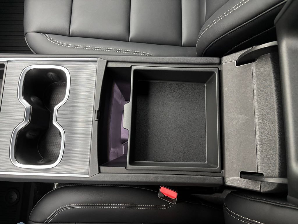 New 2026 GMC Acadia Elevation w/ Elevation Premium Package FWD image 32