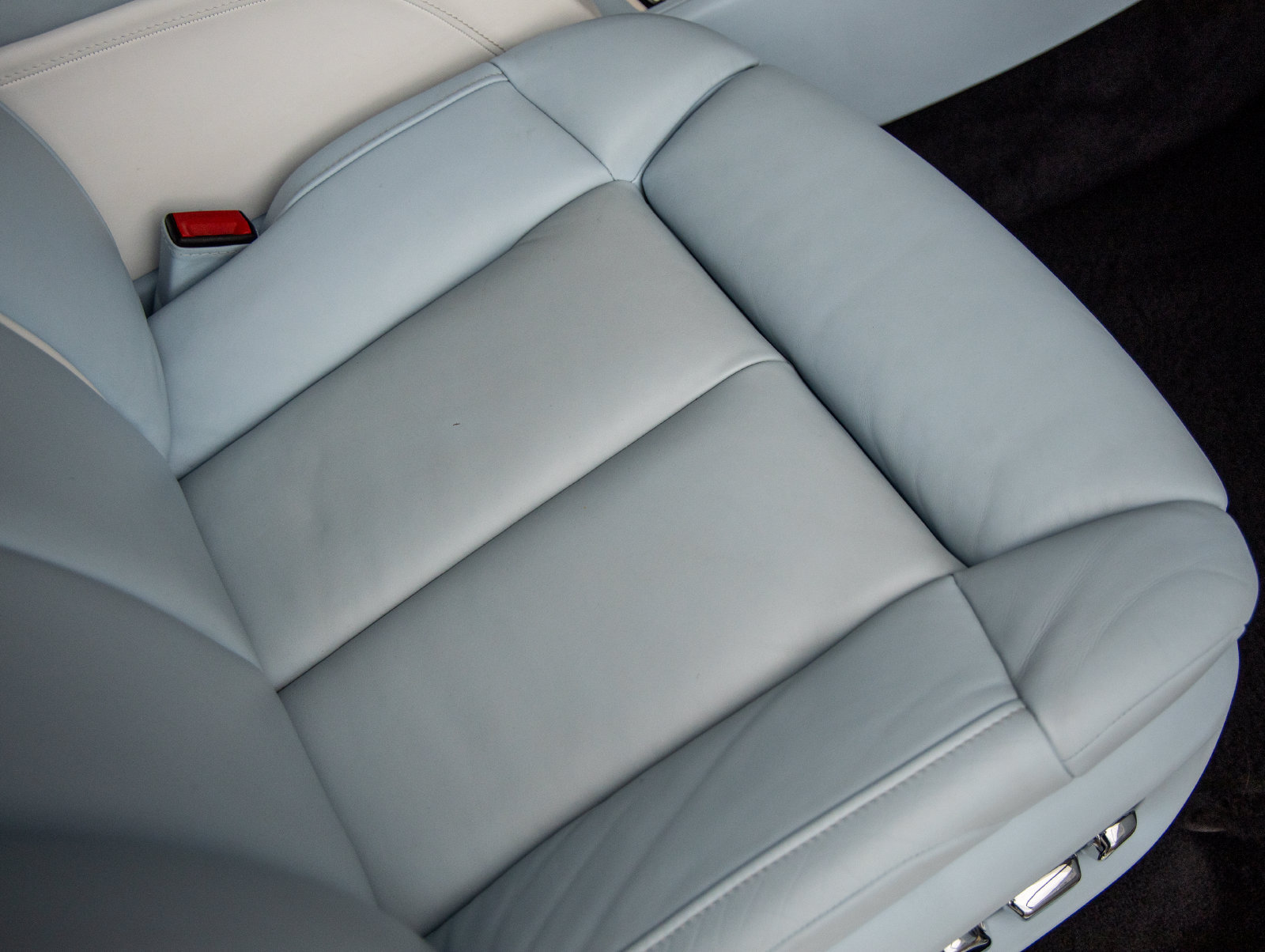 Used 2023 Rolls-Royce Phantom Extended Wheelbase w/ Leather Finishing Pack RWD image 62