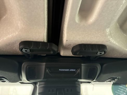 Used 2025 Jeep Wrangler Unlimited Sport AWD/4WD image 27
