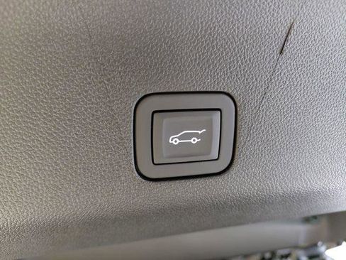 Used 2026 GMC Yukon XL Denali Ultimate w/ LPO, Get Active Package AWD/4WD image 51