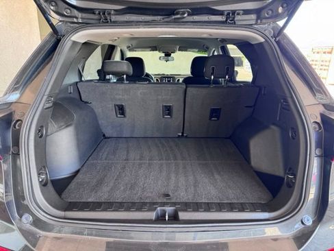 Used 2020 Chevrolet Equinox LT FWD image 21