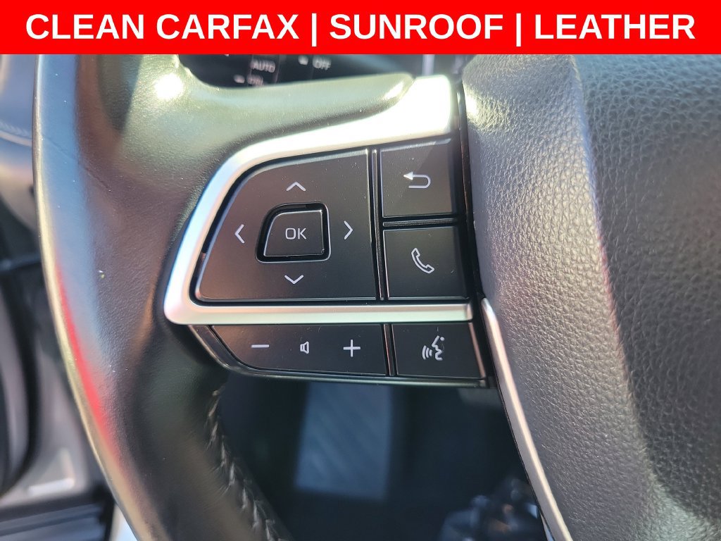 Used 2022 Toyota Highlander XLE FWD image 28