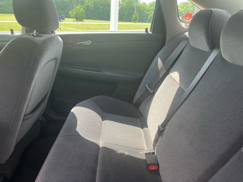 Used 2007 Chevrolet Impala LT FWD image 23