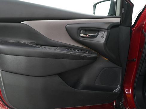 Used 2023 Nissan Murano SL AWD/4WD image 19