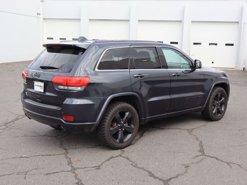 Used 2015 Jeep Grand Cherokee Altitude AWD/4WD image 22