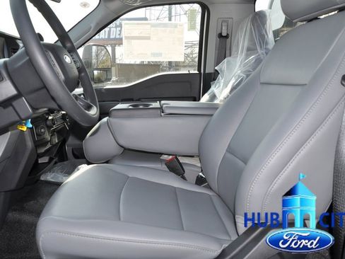 New 2025 Ford F350 XL w/ XL Chrome Package image 4