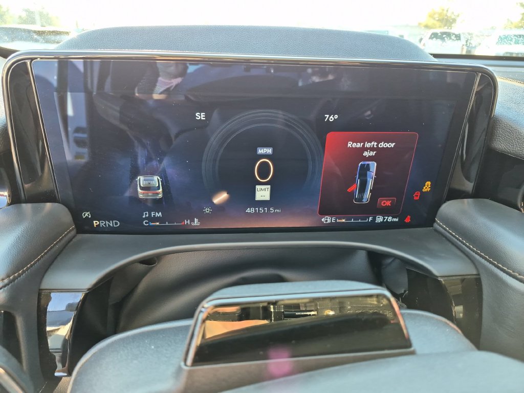 Used 2025 Lincoln Aviator AWD w/ Equipment Group 101A image 17
