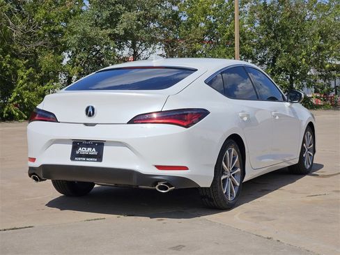 New 2025 Acura Integra image 5