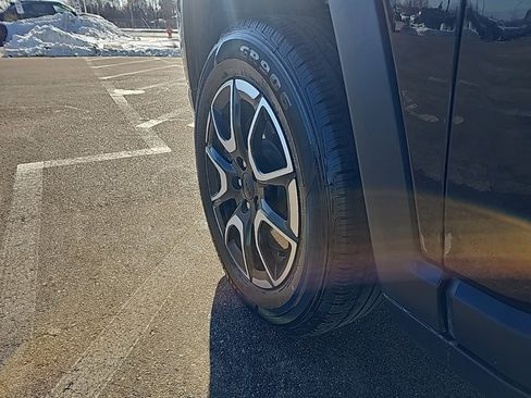 Used 2024 Jeep Compass Trailhawk image 37