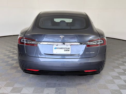 Used 2020 Tesla Model S Long Range image 9