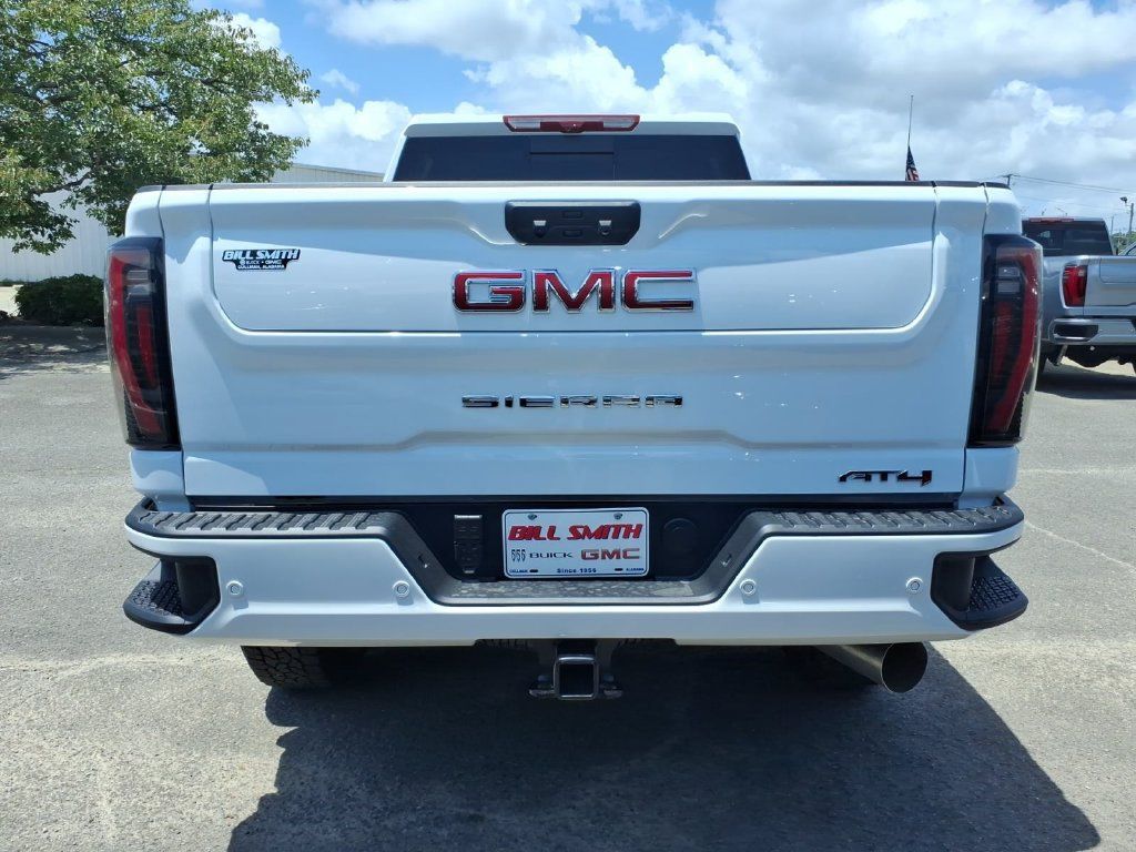 New 2026 GMC Sierra 2500 AT4 w/ Max Trailering Package AWD/4WD image 6