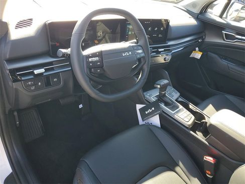 New 2026 Kia Sportage EX image 6