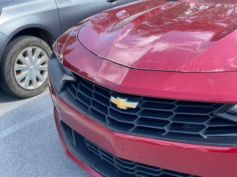 Used 2023 Chevrolet Camaro LT RWD image 4