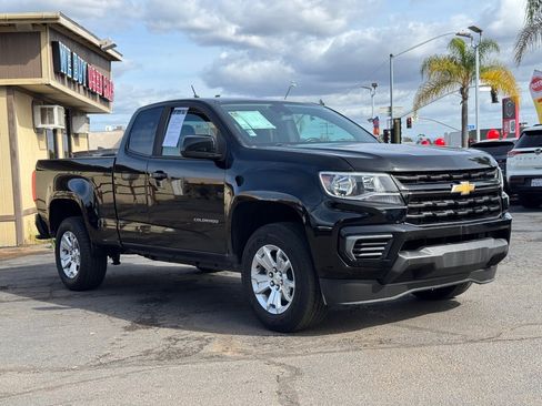 Used 2022 Chevrolet Colorado LT w/ Fleet Safety Package image 4