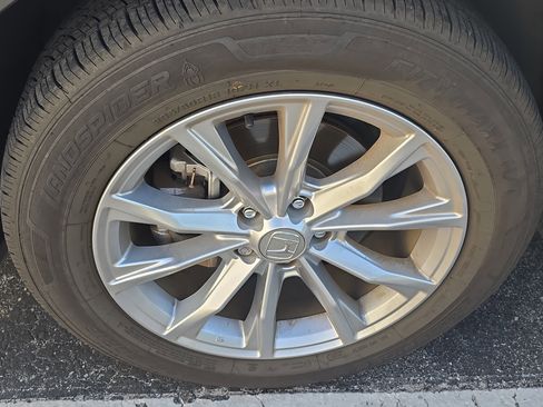 Used 2023 Honda CR-V EX image 8