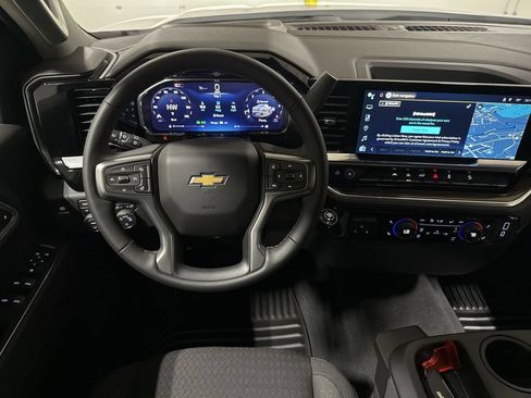 New 2026 Chevrolet Silverado 1500 LT w/ Z71 Off-Road Package AWD/4WD image 11