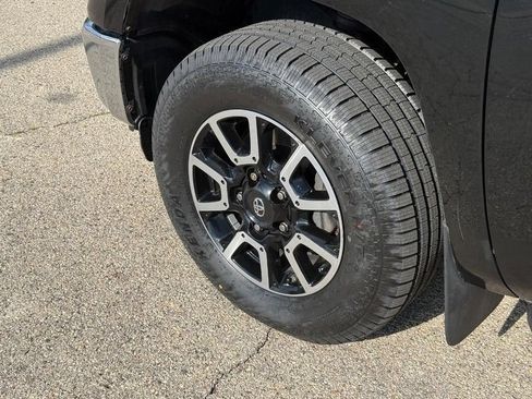 Used 2019 Toyota Tundra SR5 w/ TRD Off Road Package AWD/4WD image 10