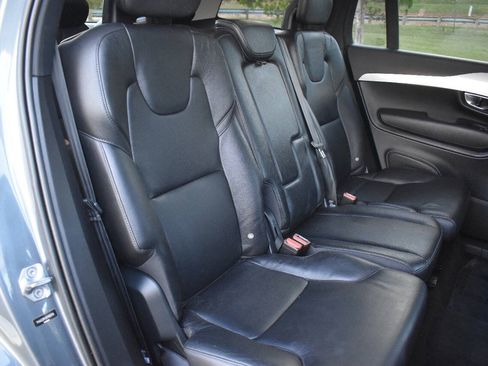 Used 2017 Volvo XC90 T6 Momentum w/ Vision Package AWD/4WD image 15