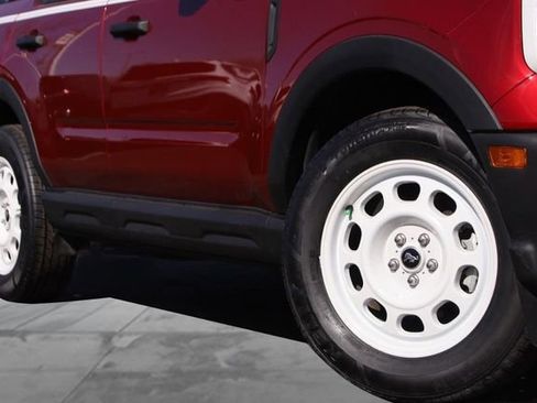 Certified 2025 Ford Bronco Sport Heritage w/ Convenience Package image 3