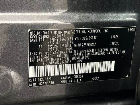 Used 2025 Toyota RAV4 LE image 30