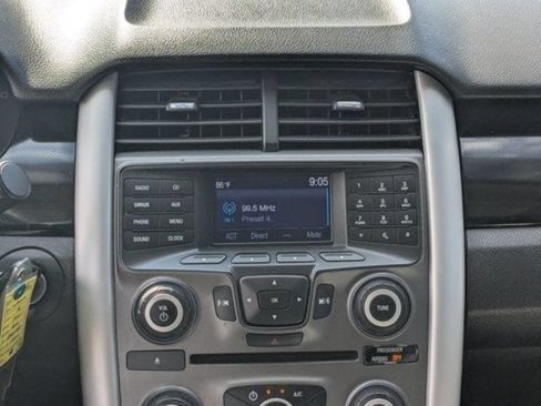 Used 2014 Ford Edge SE FWD image 18