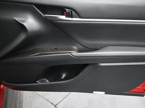 Used 2021 Toyota Camry XSE image 29