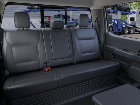 New 2026 Ford F250 Lariat w/ Black Appearance Package AWD/4WD image 11