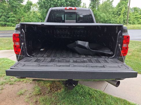 Used 2016 Chevrolet Silverado 2500 LTZ w/ Z71 Package, Off-Road AWD/4WD image 28