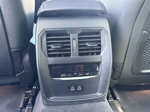 Used 2023 BMW i4 eDrive40 w/ Premium Package RWD image 27