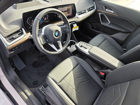 New 2026 BMW X1 xDrive28i AWD/4WD image 8