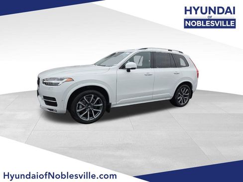 Used 2019 Volvo XC90 T6 Momentum image 1