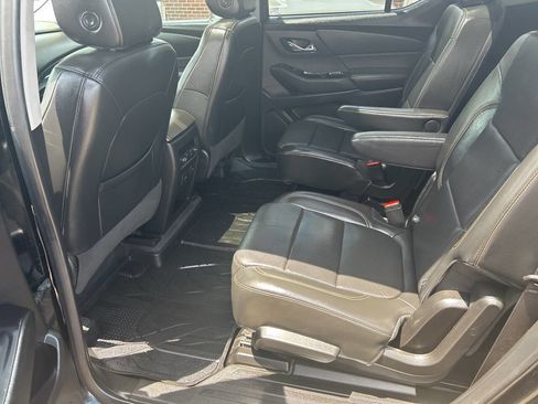 Used 2019 Chevrolet Traverse Premier w/ Redline Edition image 8
